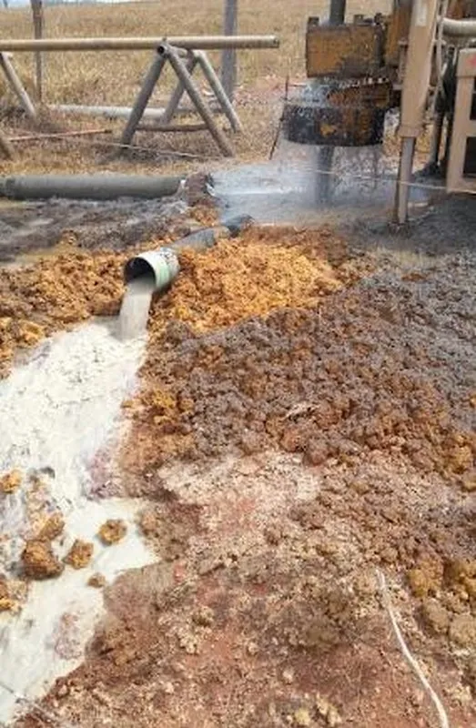 Poço artesiano para irrigação de pastagem